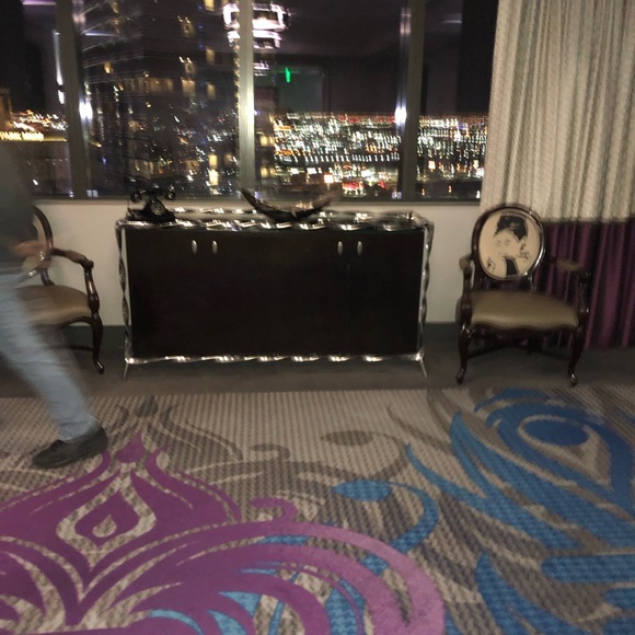 bebe Posing for Magazine…As seen in Cosmopolitan!🤣 - Picture 5 of 5